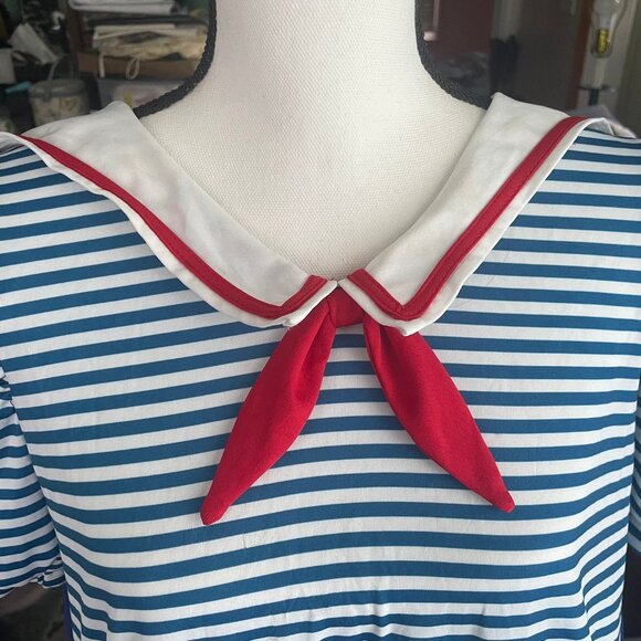 EUC Stranger Things Scoops Ahoy Robin Costume see description - Picture 3 of 4